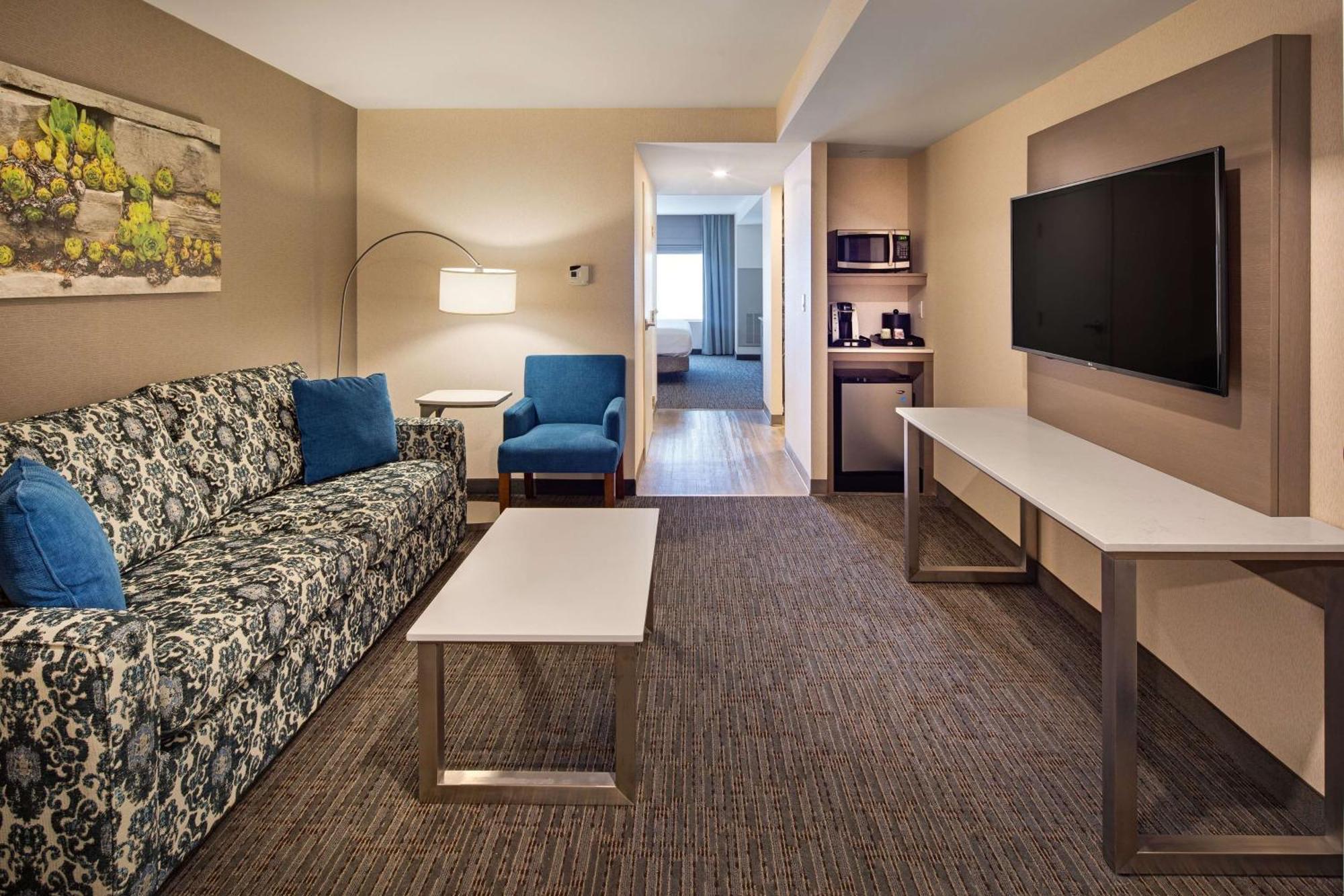 Hilton Garden Inn Toronto-Oakville Bagian luar foto