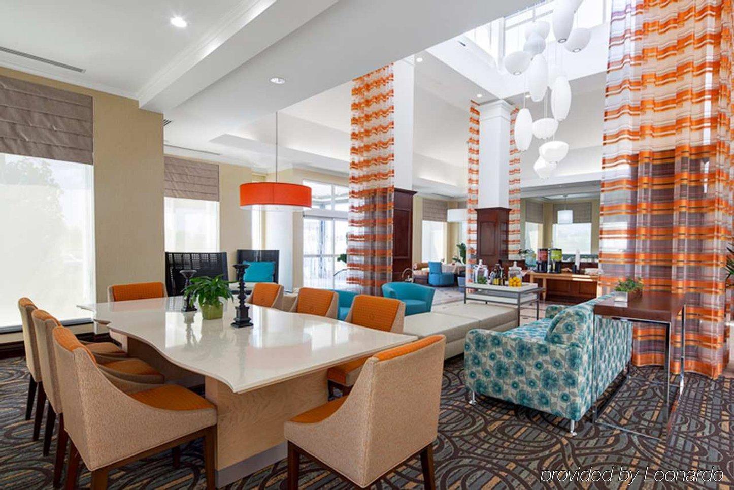 Hilton Garden Inn Toronto-Oakville Bagian luar foto