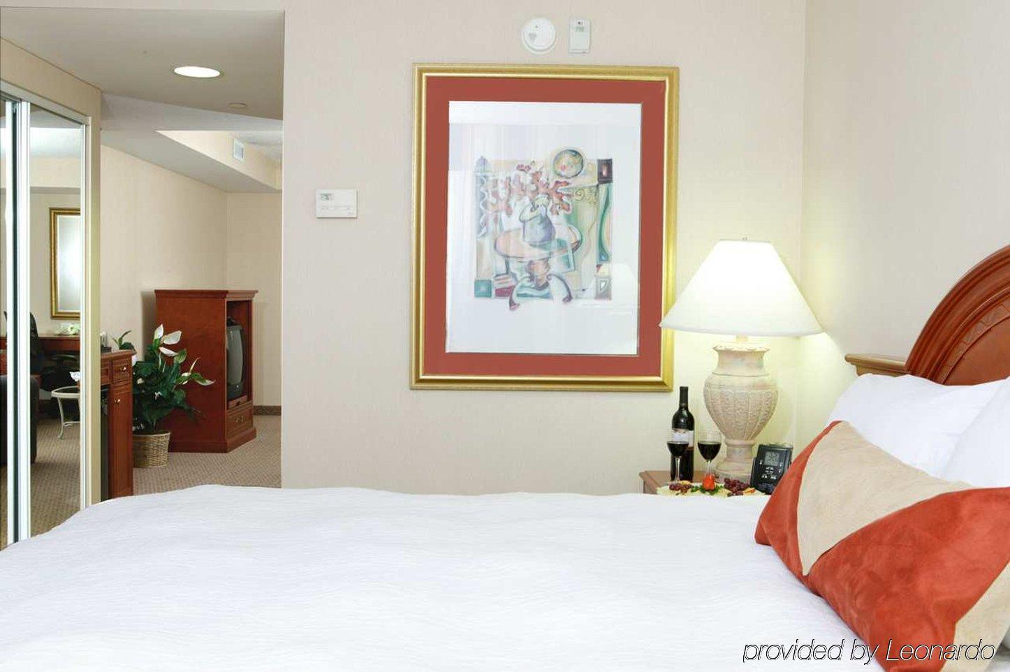 Hilton Garden Inn Toronto-Oakville Ruang foto