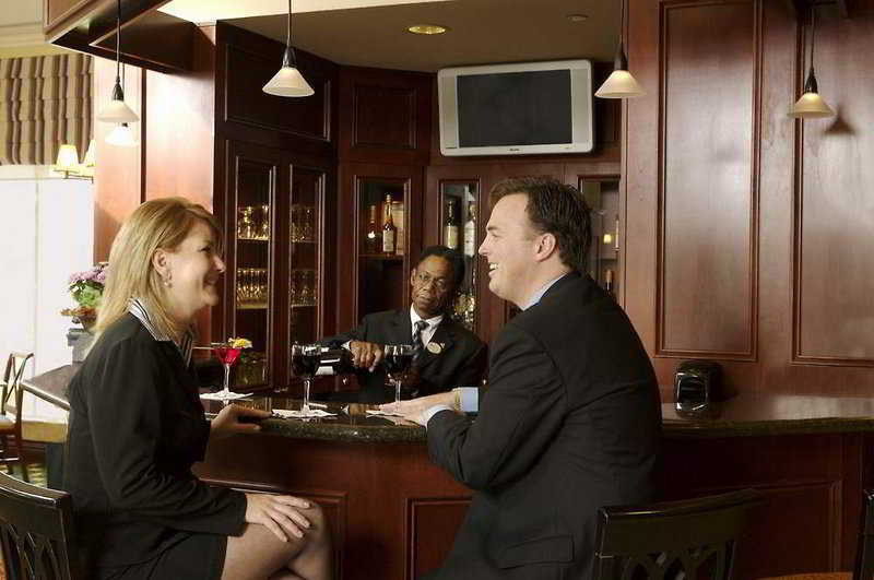Hilton Garden Inn Toronto-Oakville Bagian luar foto