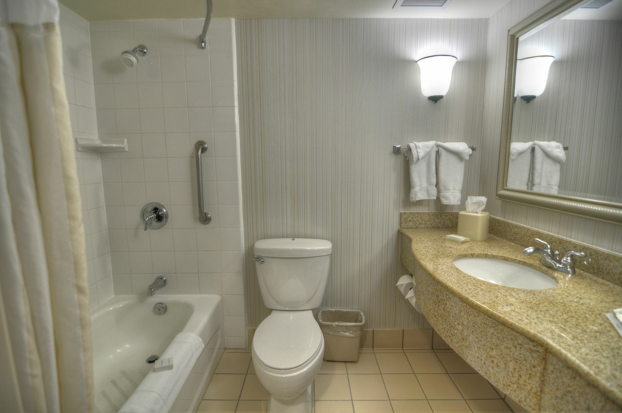 Hilton Garden Inn Toronto-Oakville Bagian luar foto